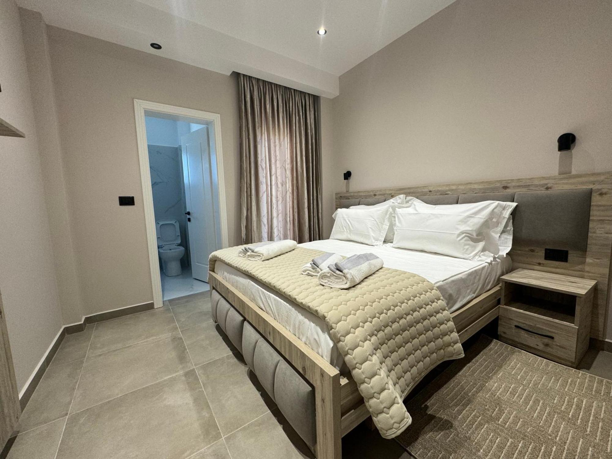 Hotel Kseal Përmet 外观 照片