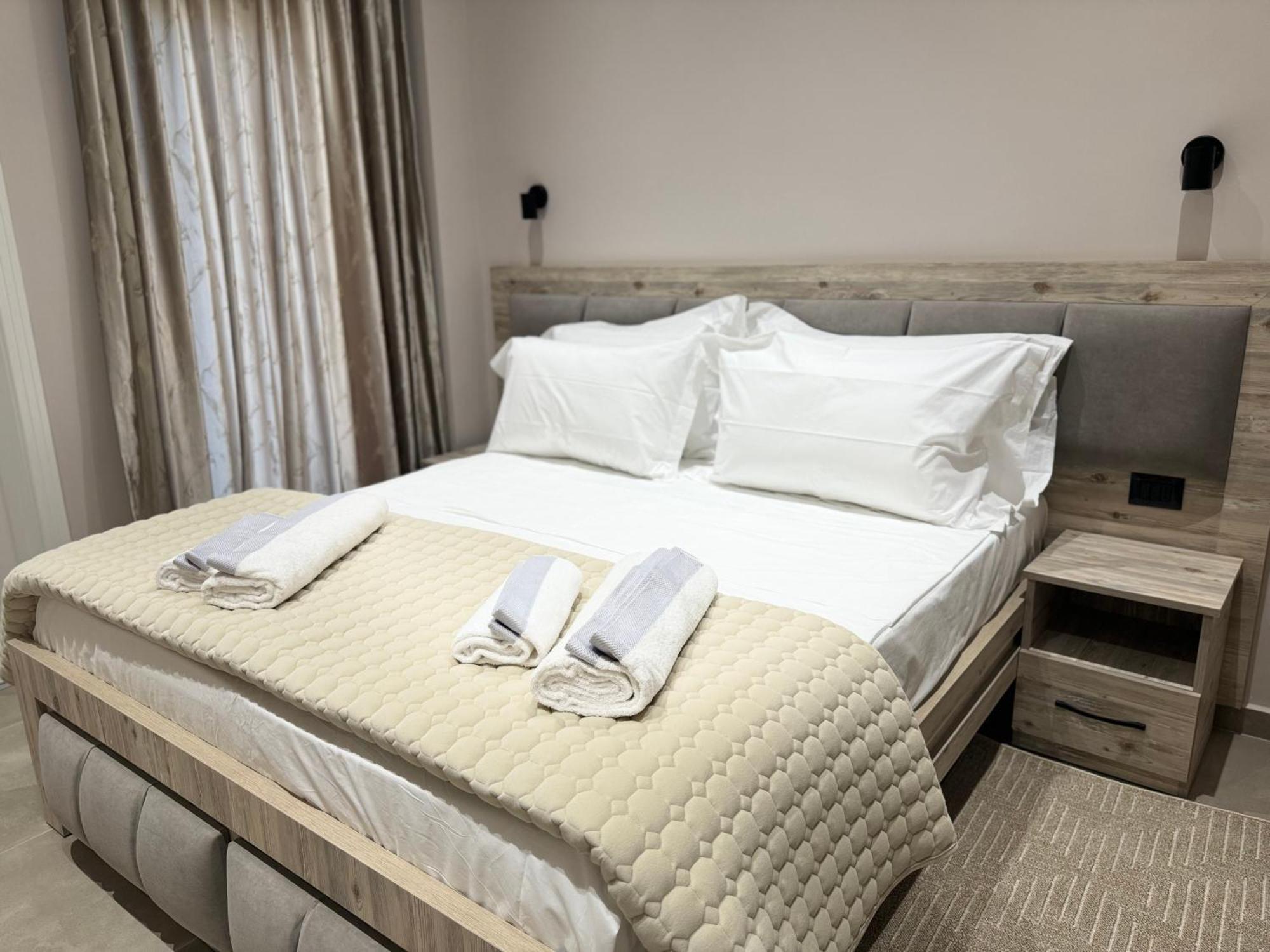 Hotel Kseal Përmet 外观 照片