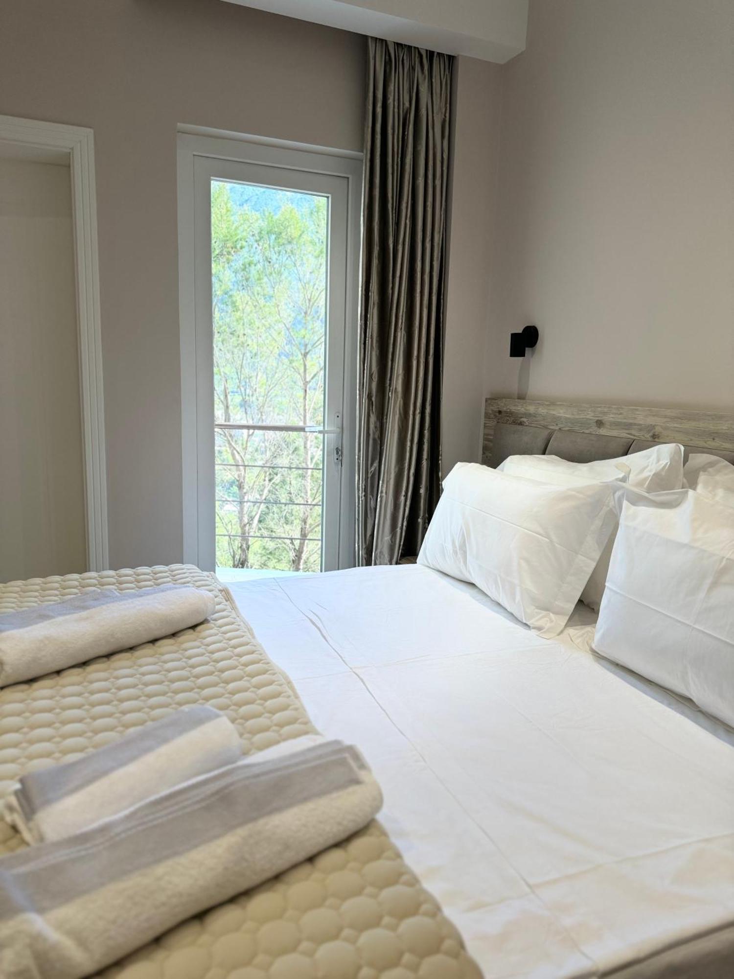 Hotel Kseal Përmet 外观 照片